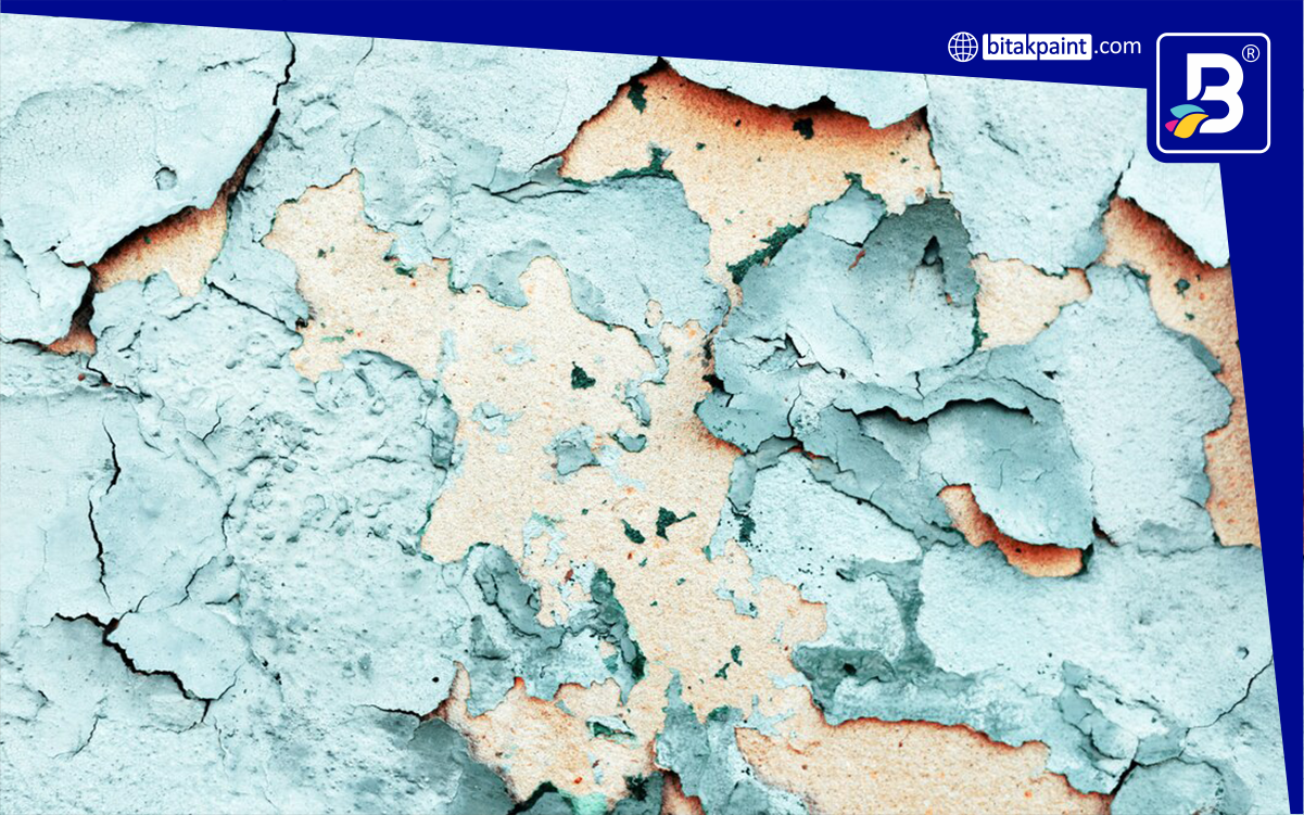 ترک خوردن رنگ