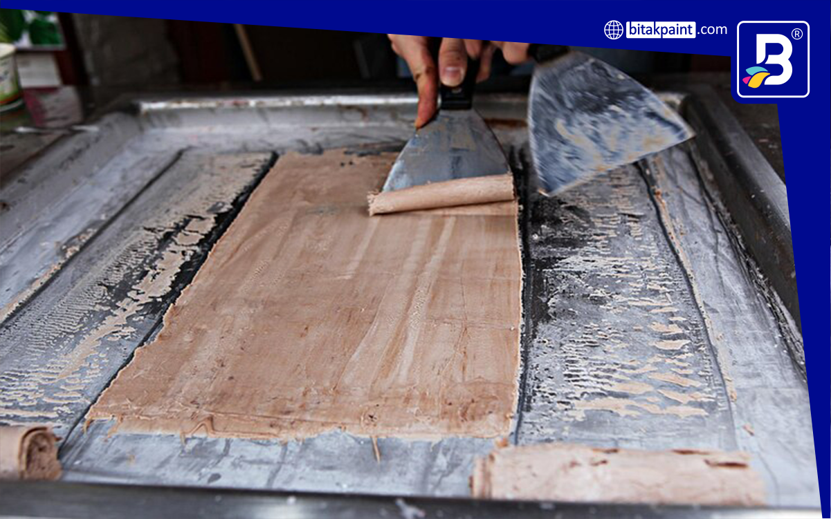 آماده‌سازی سطح چوب